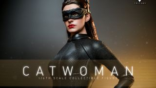 Hot Toys TDKR Catwoman 001