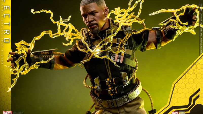 Hot Toys No Way Home Electro 015