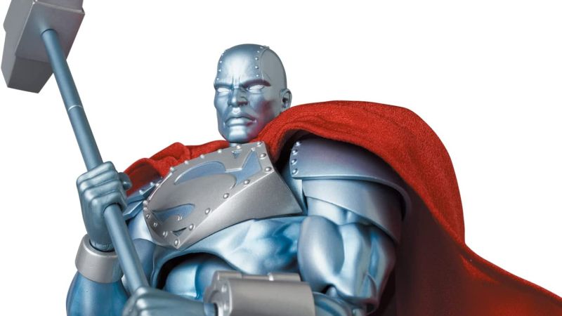 MAFEX DC Comics Steel 009