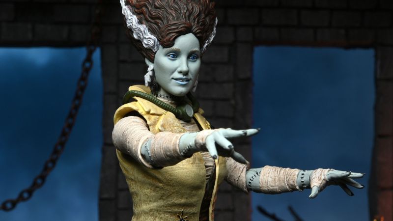 monster mayhem neca bride 4