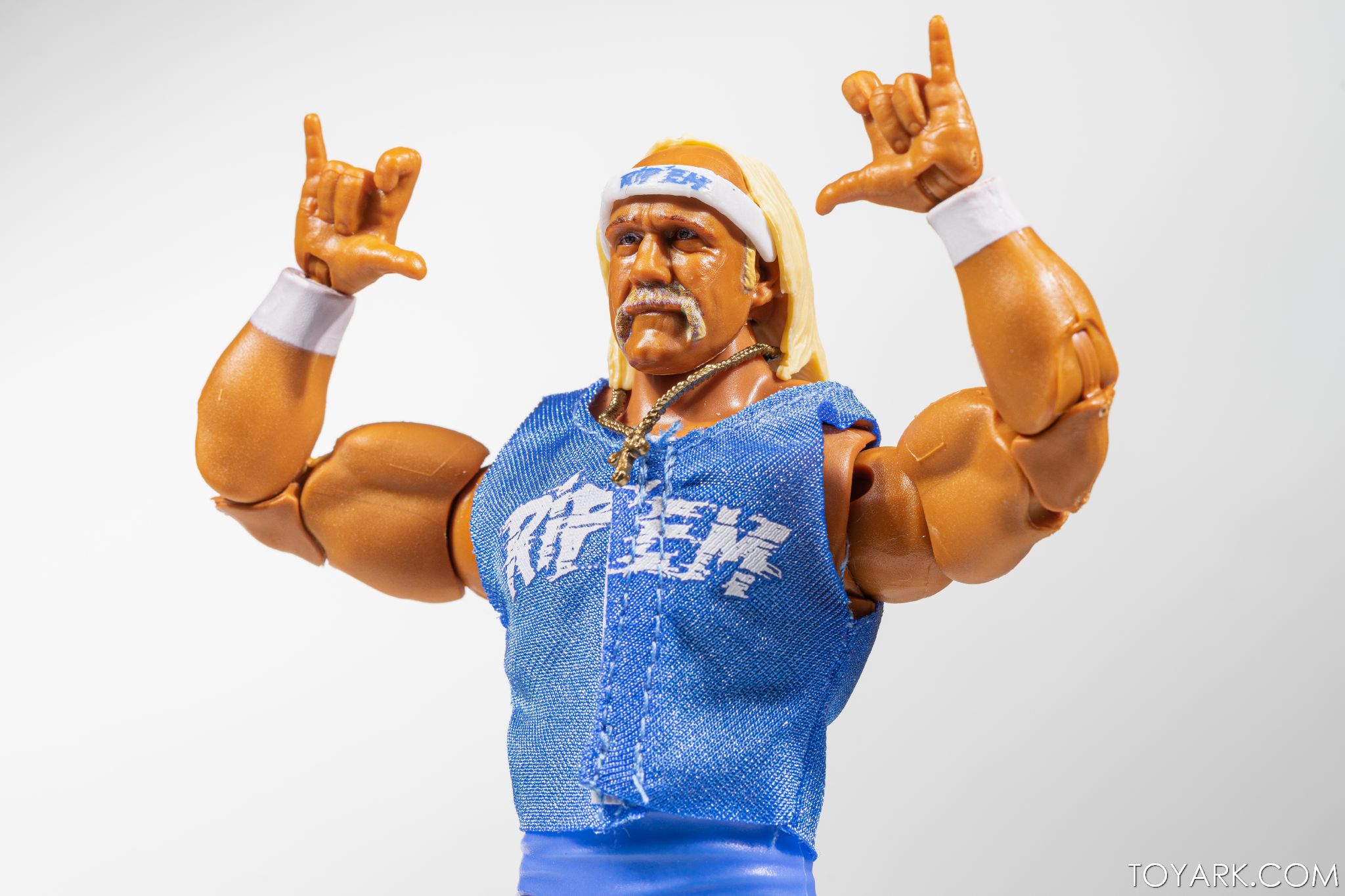 No Hold Barred SDCC 22 037 No Hold Barred SDCC 22 037