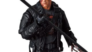 MAFEX Battle Damaged T 800 008