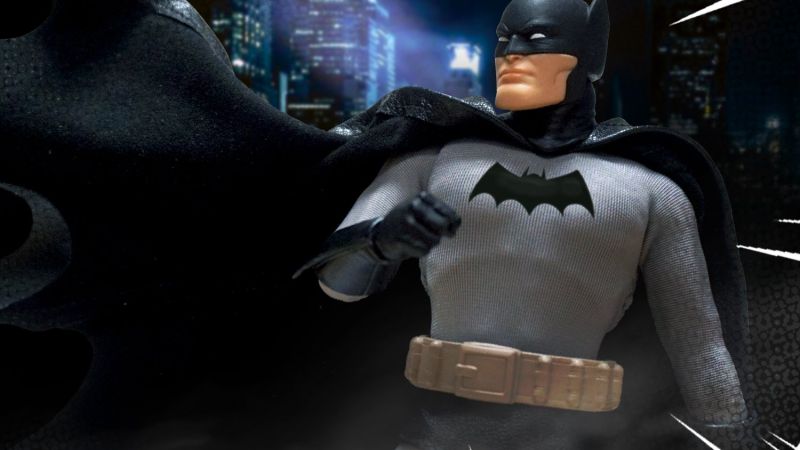 Mezco Golden Age Batman 012