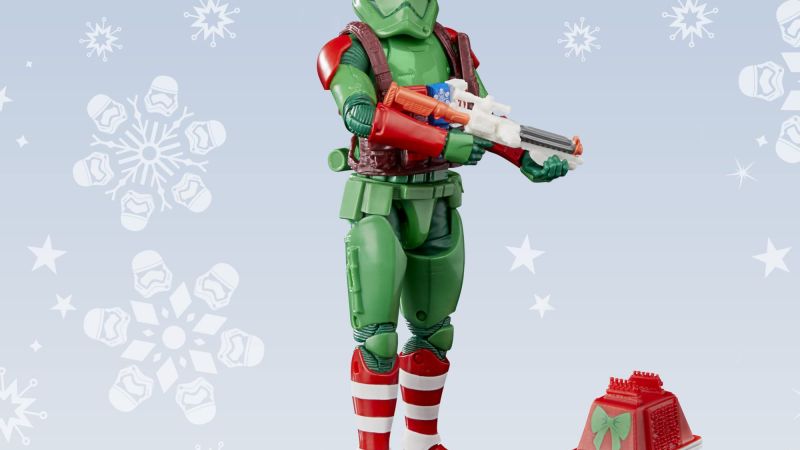 Holiday FO Stormtrooper 12