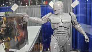 SDCC 23 Hollywood Collectibles 028