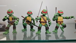 SDCC 23 Mezco 5 Points TMNT 002