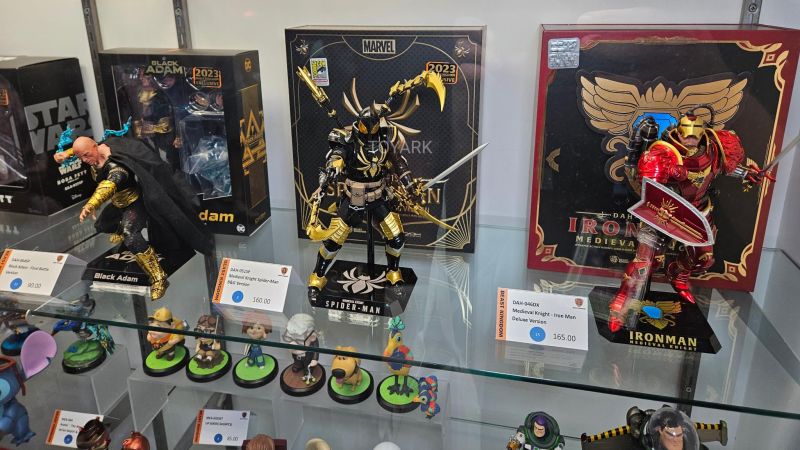 SDCC 23 More Beast Kingdom 010