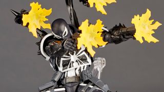 Revoltech Agent Venom 007