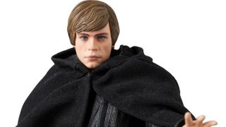 MAFEX Luke Skywalker Jedi Knight 011