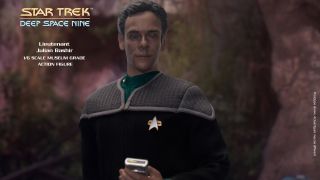 EXO 6 Star Trek DS9 Dr. Bashir 003