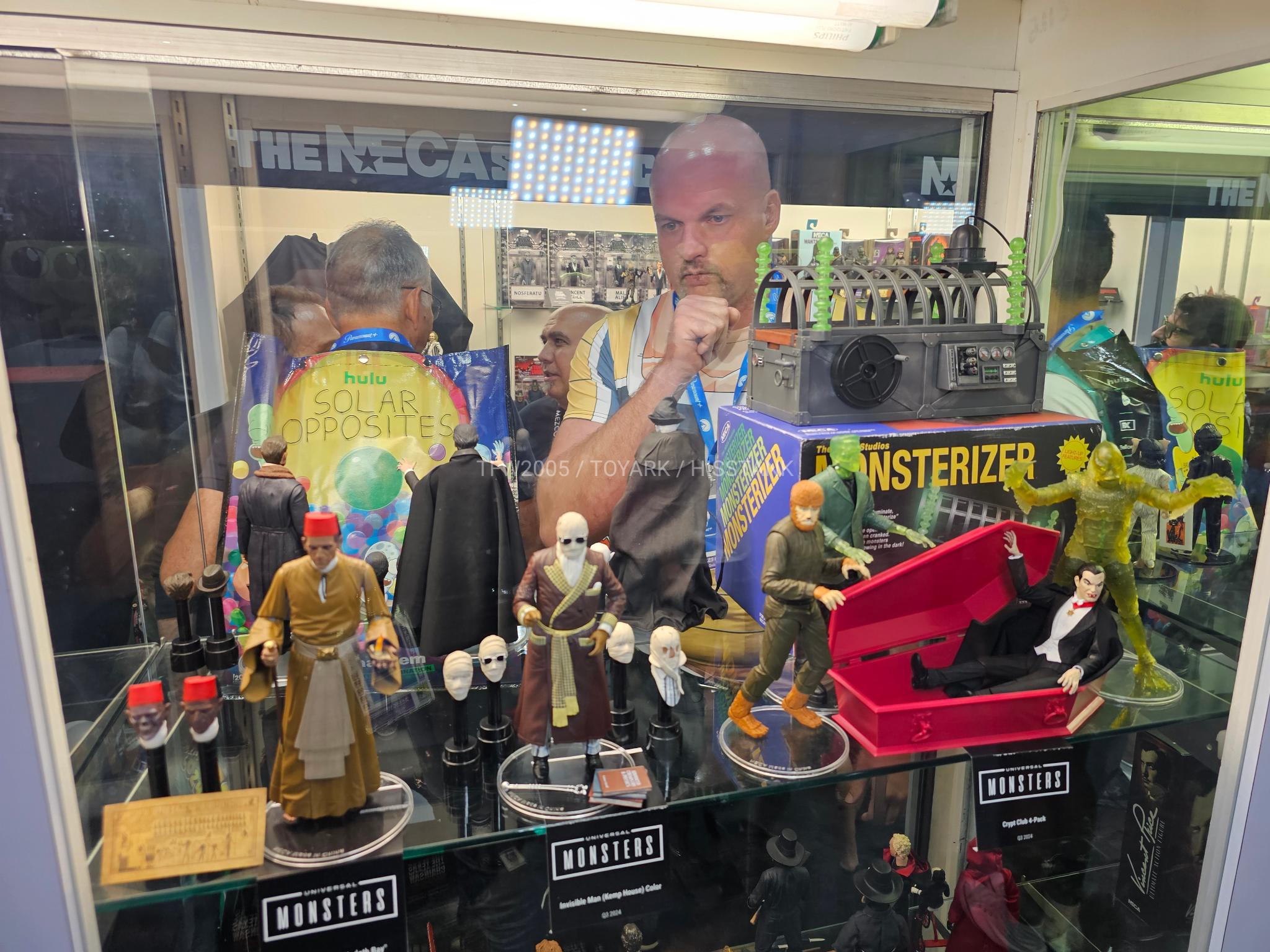 SDCC 2024 - NECA Universal, Hammer, Ben Cooper, Vincent