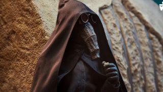 Sideshow Garindan Figure 001