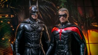 Robin Hot Toys Batman and Robin 016