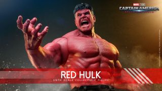 Hot Toys Red Hulk 001