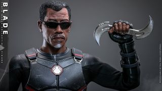 hot toys marvel blade sixth scale figure gallery 67a23e54d649f