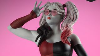 DC Direct Harley Quinn Frison Statue 003