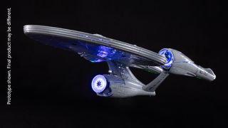 Hiya Star Trek 2009 USS Enterprise NCC 1701 007
