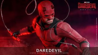Hot Toys Daredevil Born Again 001