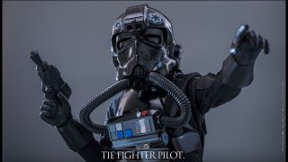 Hot Toys TIE Fighter Pilot ANH 002