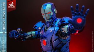 Hot Toys Iron Man MKIII Stealth 2.0 Figure 016