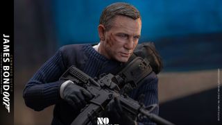 Hot Toys No Time To Die James Bond 015