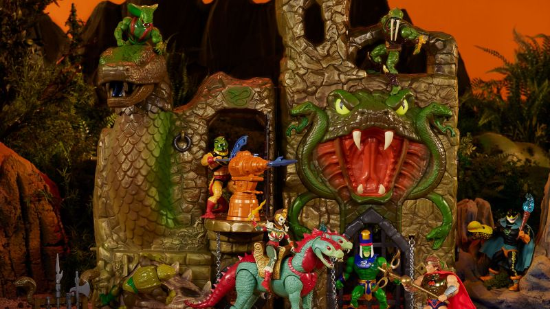 MOTU Snake Lair Playset 024