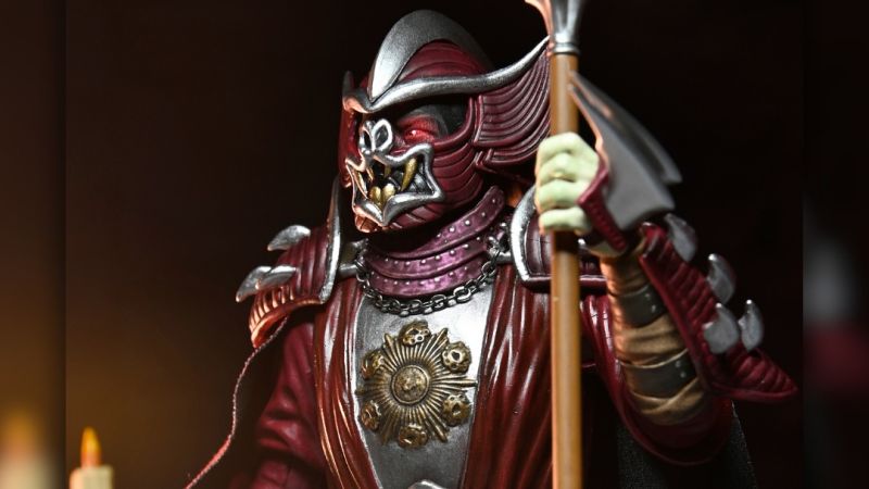 NECA Target Exclusive Shredder as Dracula 013