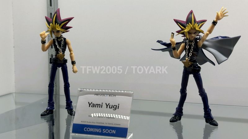 SDCC25 Kaiyodo 002