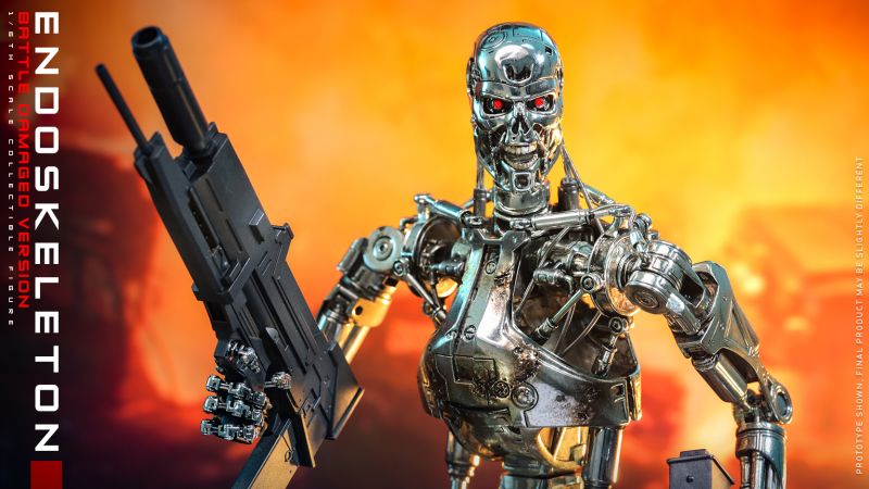 Hot Toys Damaged T 800 010