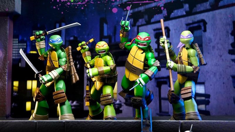 TMNT 2012 Figures NECA 001