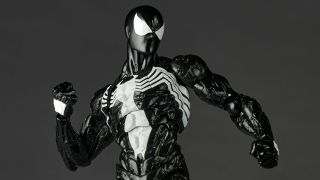 Revoltech Symbiote Suit Spider Man 003