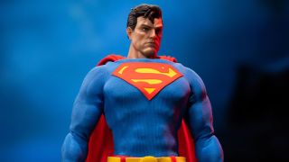 Gong Hush Superman Figure 002