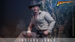Hot Toys Indiana Jones and the Temple of Doom 001